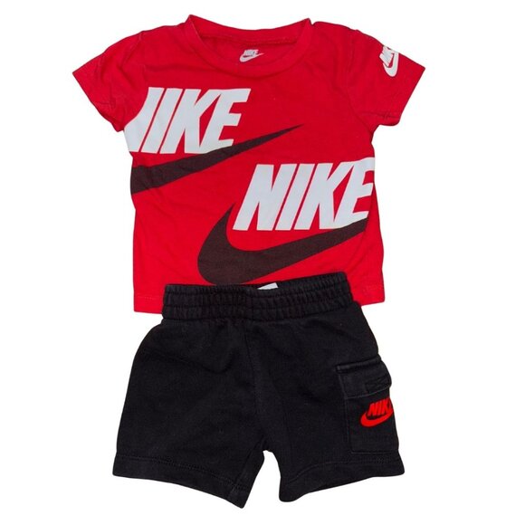 Baby Nike 12 M Red & Black Set - Picture 1 of 2